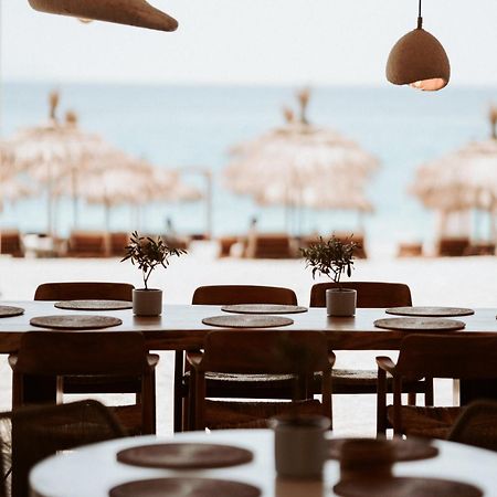 Palladium Beach Hotel- Private Beach Included Dhërmi Exteriör bild