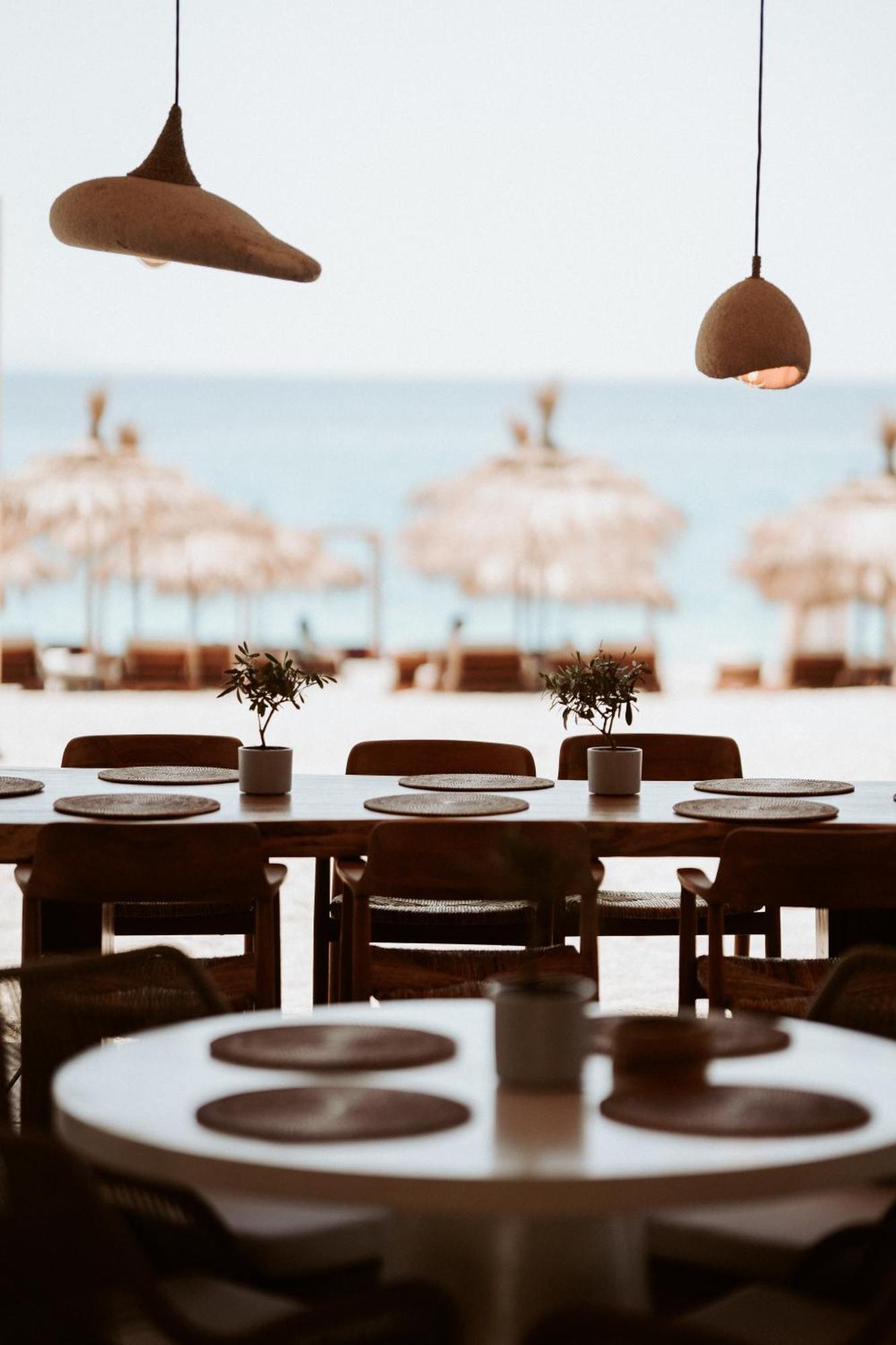 Palladium Beach Hotel- Private Beach Included Dhërmi Exteriör bild