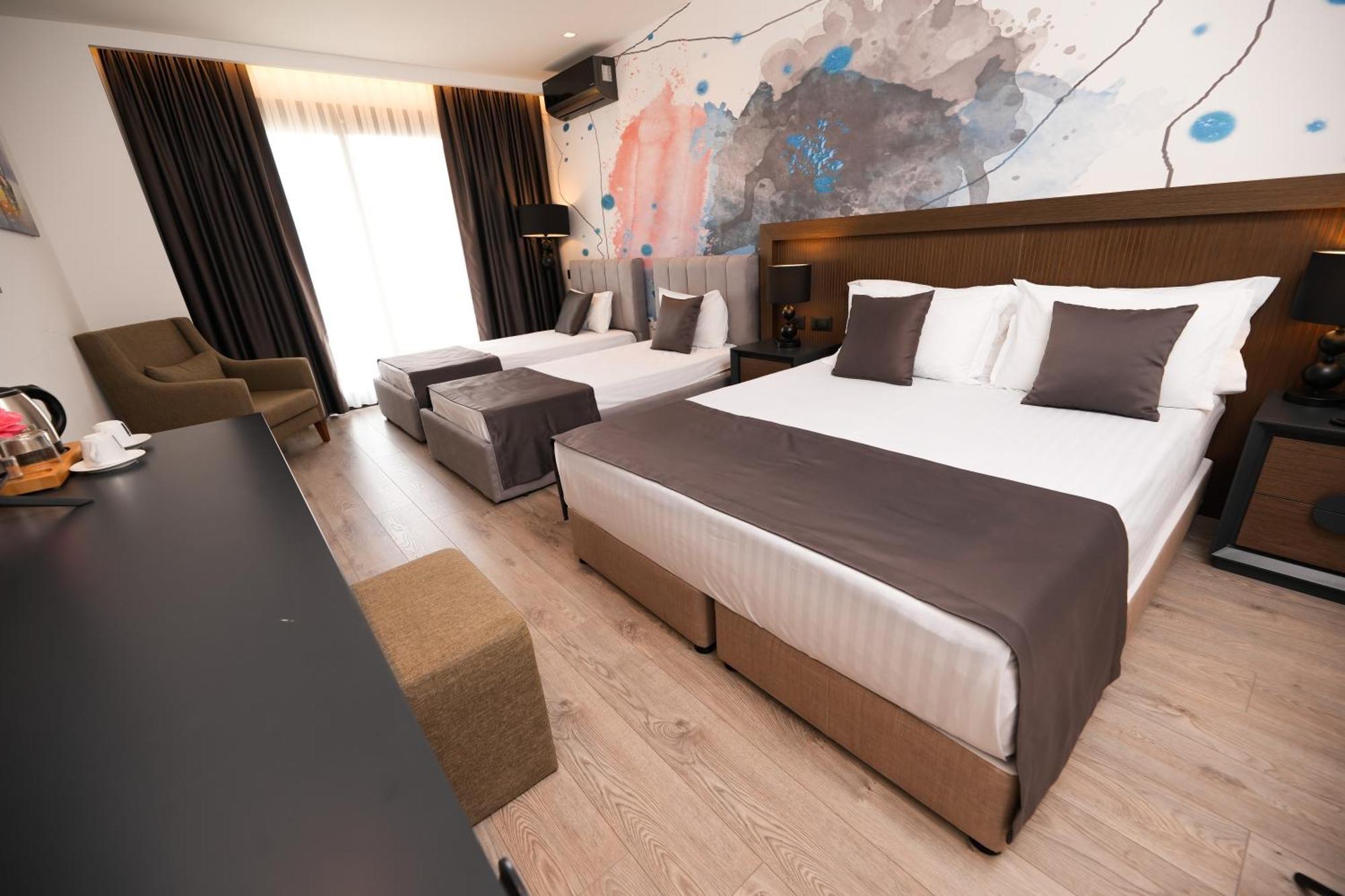 Palladium Beach Hotel- Private Beach Included Dhërmi Exteriör bild